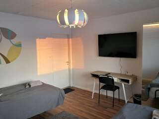 Мотели Motel Tornio Торнио Двухместный номер Делюкс с 2 отдельными кроватями и общей ванной комнатой-1